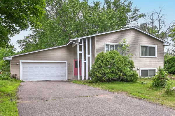 8117 Sunkist Circle, Brooklyn Park, MN 55444