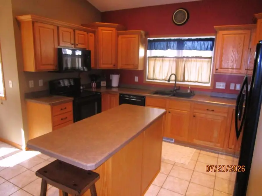 741 9th Street Sw, Pine Island, MN 55963 - #2