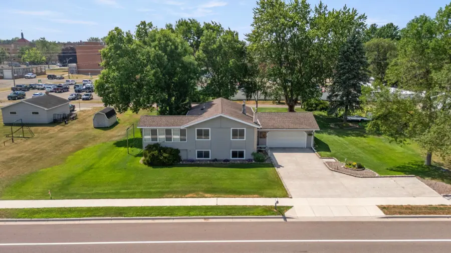 814 4th Street Se, Little Falls, MN 56345 - #2