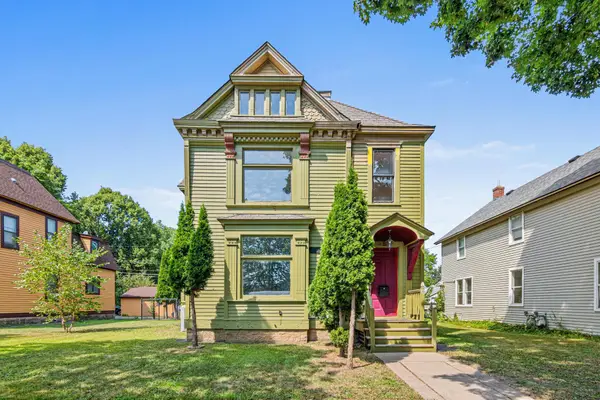 553 Sherburne Avenue, Saint Paul, MN 55103