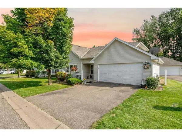 6866 Blackhawk Trail #12, Inver Grove Heights, MN 55077