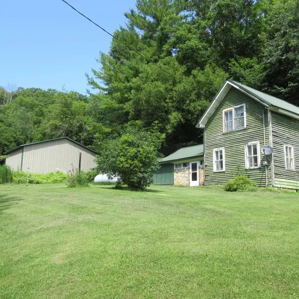 W1620 County Road S, Plum City, WI 54761