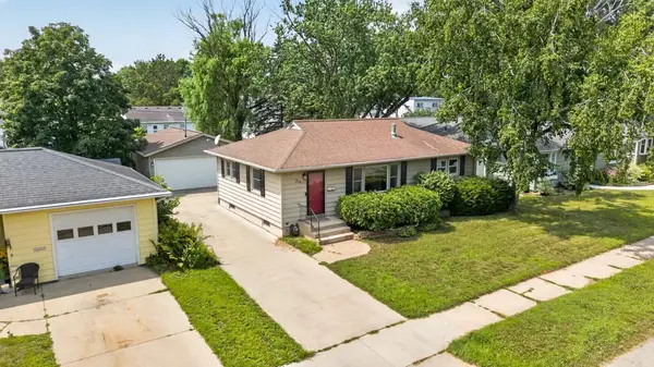 711 15th Avenue Ne, Rochester, MN 55906