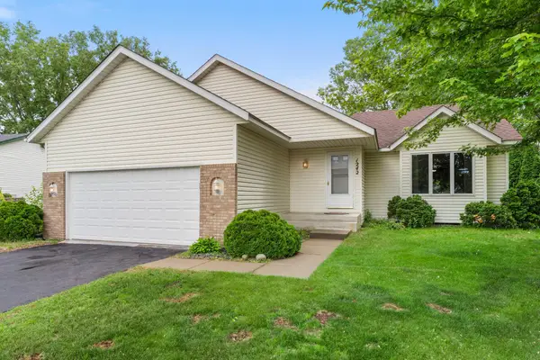 1242 Myrtle Street N, Saint Paul, MN 55119