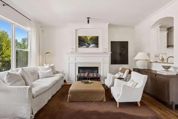1 4th Avenue N #101, Minneapolis, MN 55401