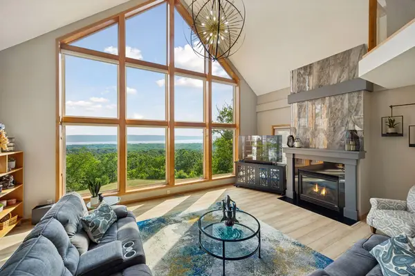 N1093 375th Street, Maiden Rock, WI 54750