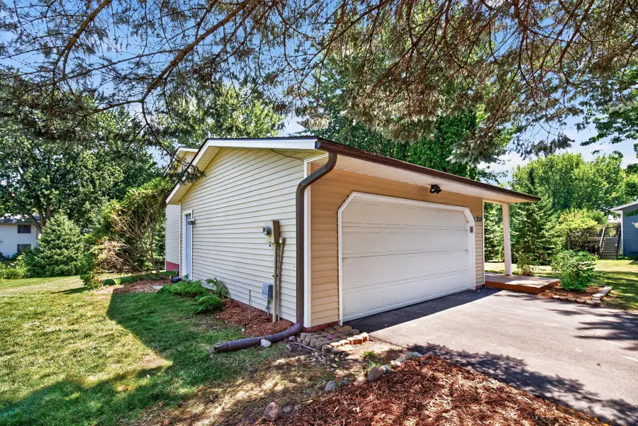 17550 Illinois Court, Lakeville, MN 55044 - #2
