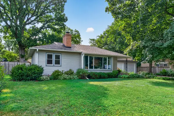 3340 Noble Avenue N, Golden Valley, MN 55422