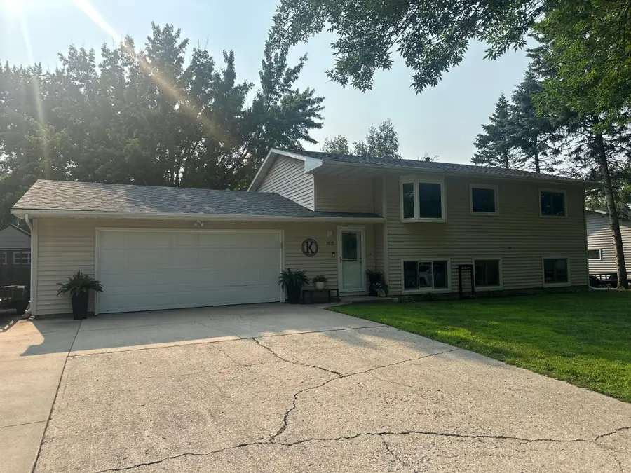 1835 Bayview Drive, Albert Lea, MN 56007 - #3