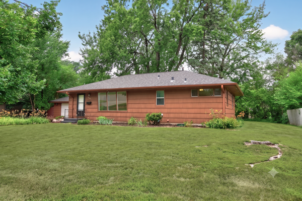 6941 Idaho Avenue N, Brooklyn Park, MN 55428