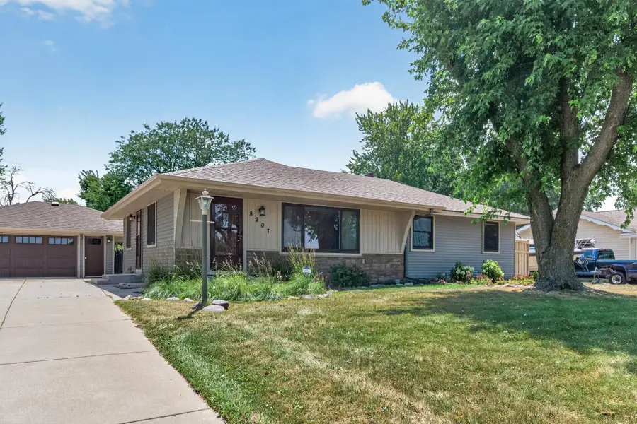 8207 Belden Boulevard S, Cottage Grove, MN 55016 - #2