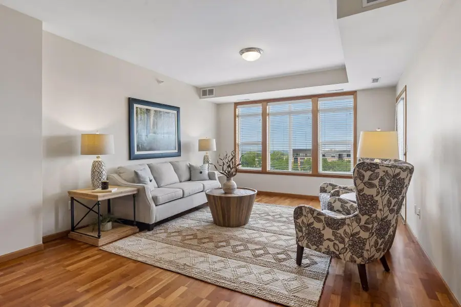 12501 Nicollet Avenue #310, Burnsville, MN 55337 - #3