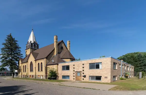 321 Broadway Avenue W, Little Falls, MN 56345