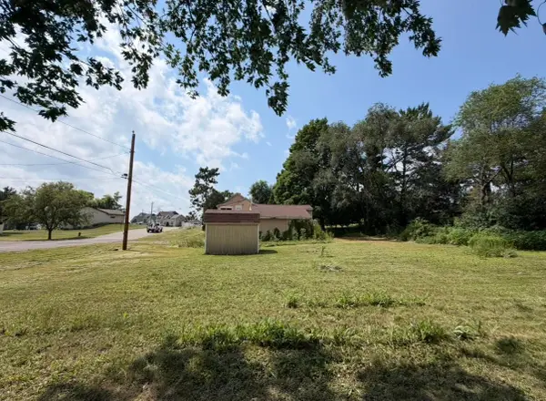 3164 Centerville Road, Saint Paul, MN 55127