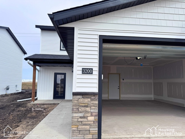 3200 Scotch Lane, Mankato, MN 56001