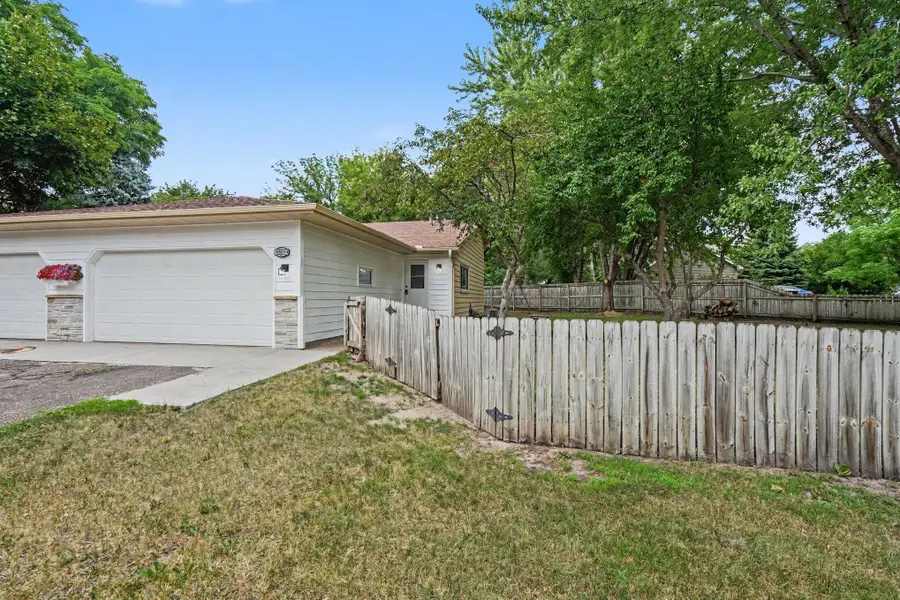 10609 Hummingbird Street Nw, Coon Rapids, MN 55433 - #3