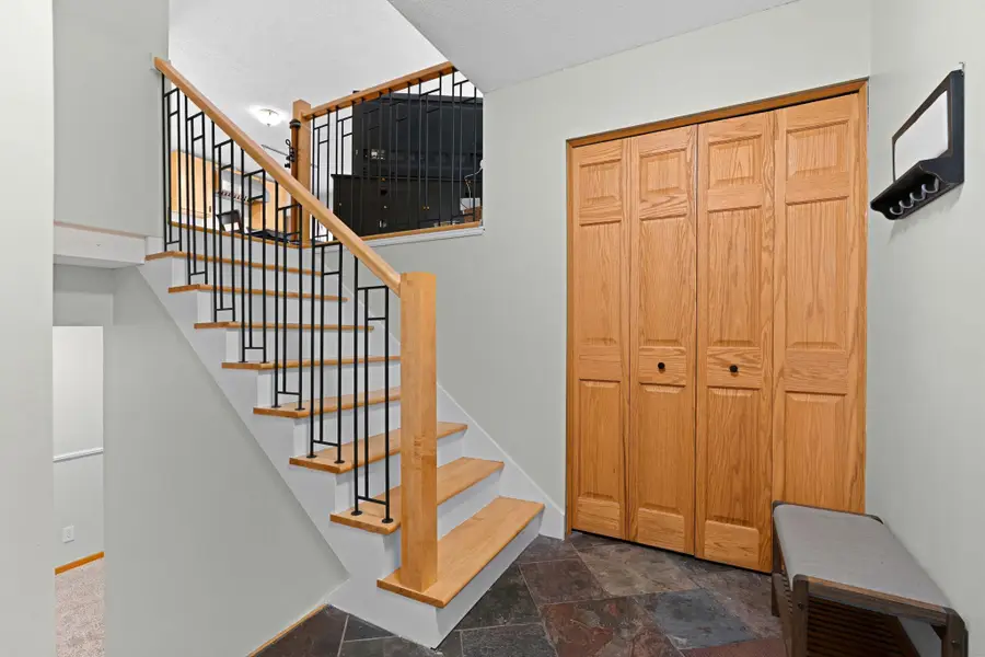 10359 Huntington Drive, Eden Prairie, MN 55347 - #2