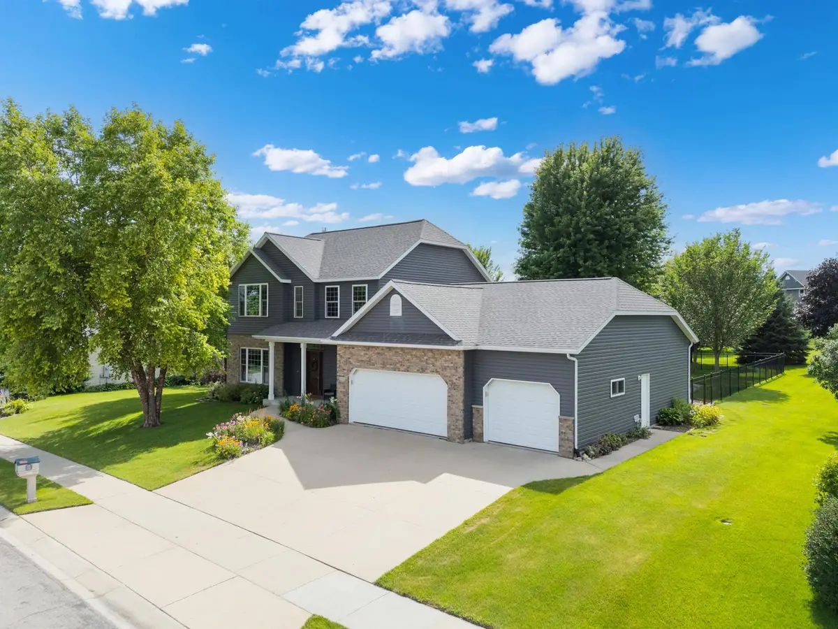 5005 Scenic Oak Drive Sw, Rochester, MN 55902 - #1