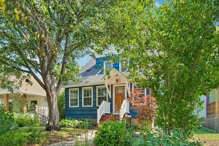 876 18th Avenue Se, Minneapolis, MN 55414 - #2