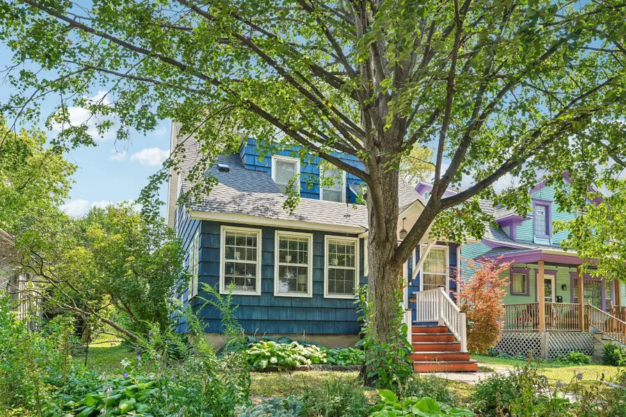 876 18th Avenue Se, Minneapolis, MN 55414 - #3