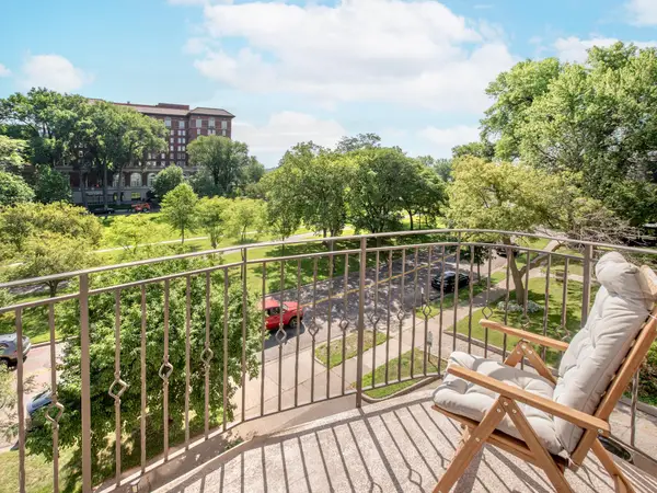 2928 Dean Parkway #4B, Minneapolis, MN 55416