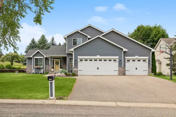 17437 Hazel Court, Lakeville, MN 55044