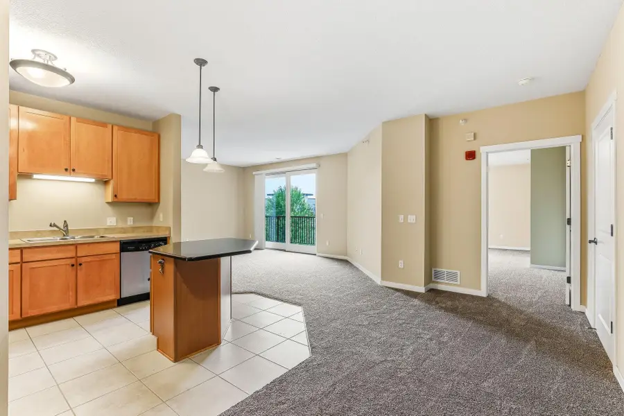 1070 Grandview Court Ne #411, Columbia Heights, MN 55421 - #2