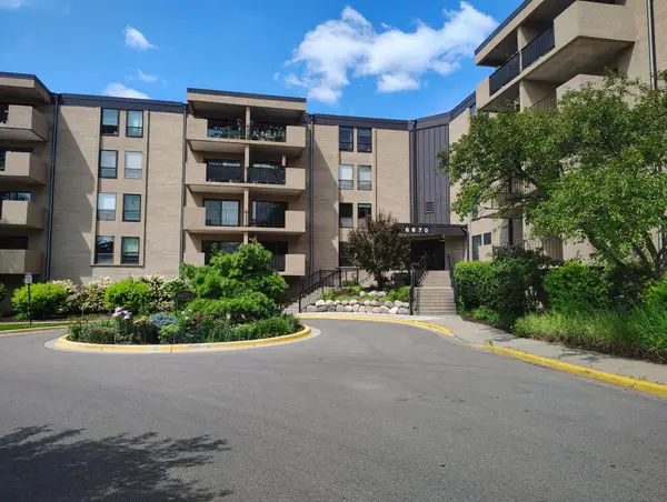 6670 Vernon Avenue S #407, Edina, MN 55436