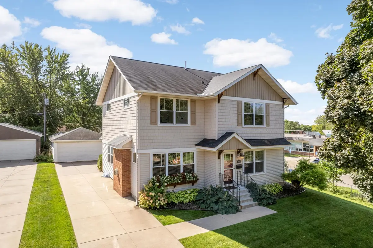 1636 Saunders Avenue, Saint Paul, MN 55116 - #1