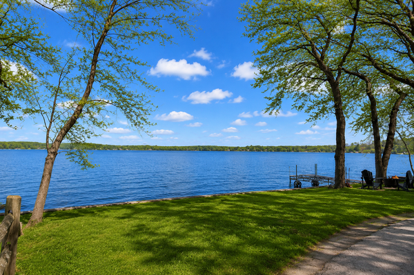 7277 100th Avenue Se, Clear Lake, MN 55319
