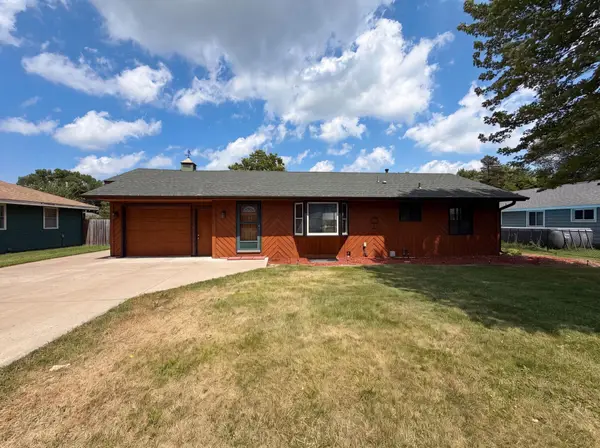11353 N Heights Drive Nw, Minneapolis, MN 55433