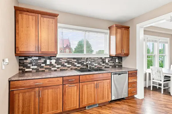 210 6th Avenue N, South Saint Paul, MN 55075
