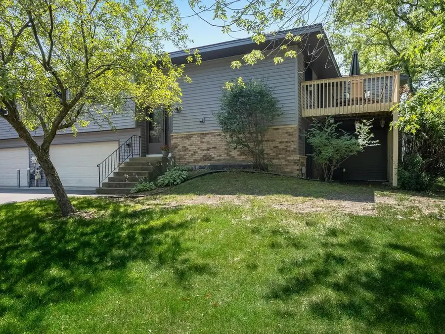 7201 Pontiac Circle, Chanhassen, MN 55317 - #2