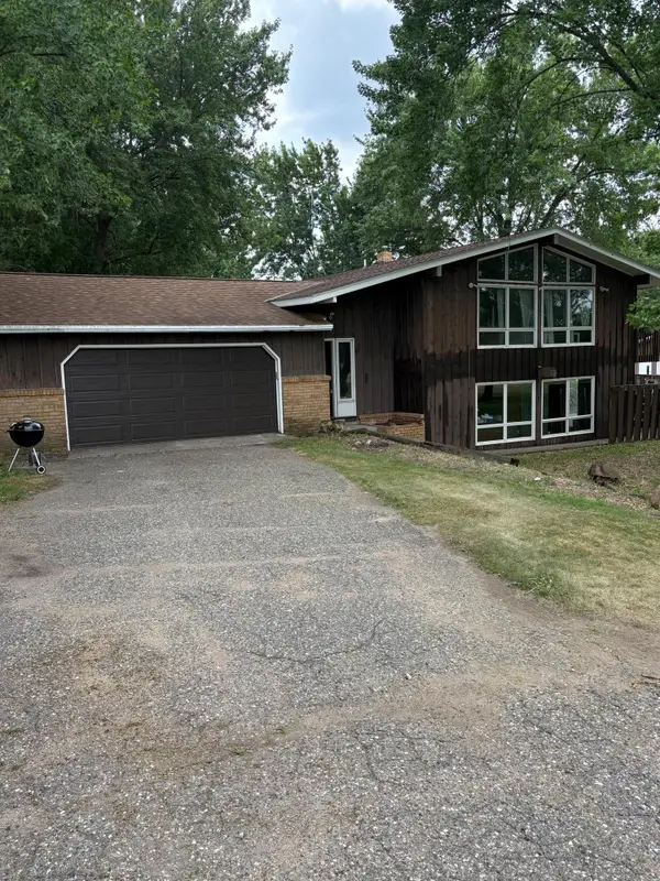 2146 15th Street Ne, Sauk Rapids, MN 56379