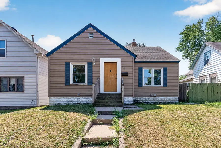 32 Maryland Avenue E, Saint Paul, MN 55117 - #2