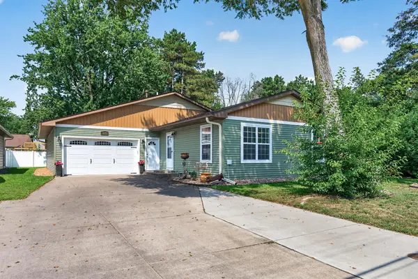 1623 Highway 96 E, White Bear Lake, MN 55110