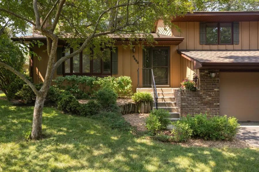 4695 Kent Street, Shoreview, MN 55126 - #2