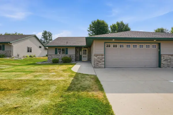 680 West River Dr, New London, MN 56273