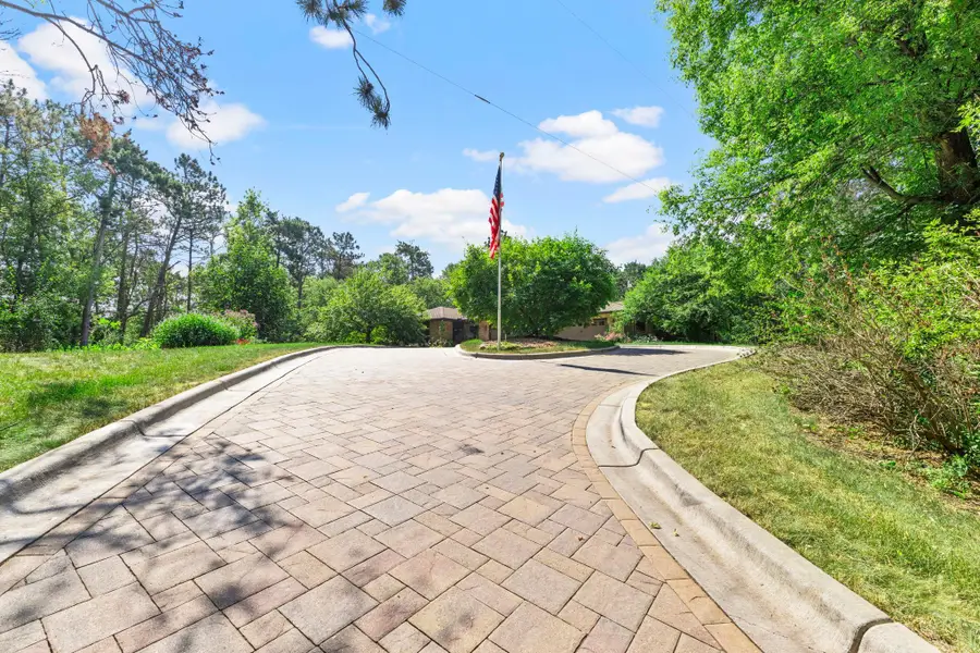 6191 Crackleberry Trail, Woodbury, MN 55129 - #2