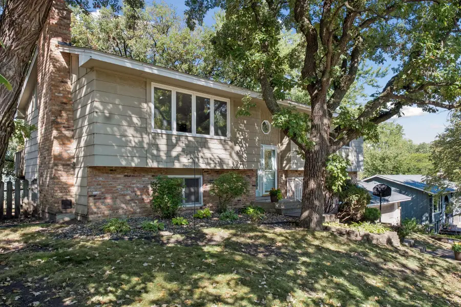 16015 Oak Shore Drive, Lakeville, MN 55044 - #2