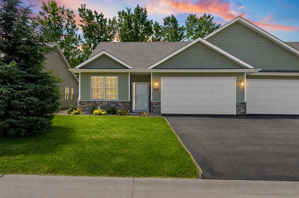 682 Bibeau Court, Saint Paul, MN 55127