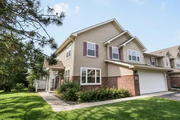 20336 Kensfield Trail #1603, Lakeville, MN 55044