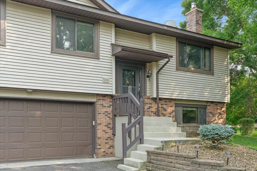 566 Donegal Circle, Shoreview, MN 55126 - #3