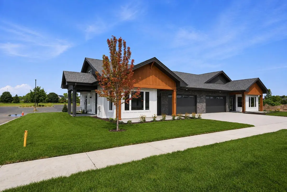 16316 Esprit Court, Lakeville, MN 55044 - #1