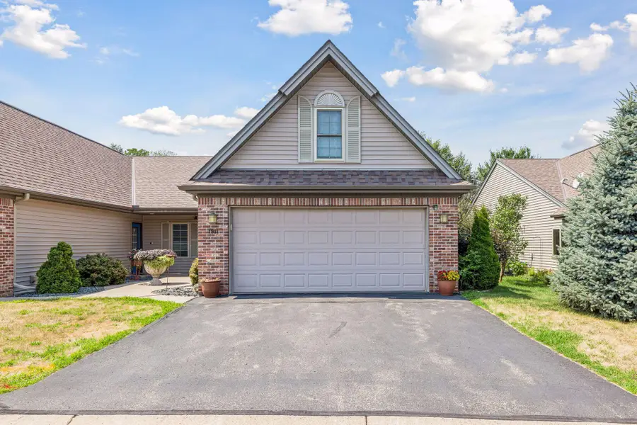 1911 Stone Creek, Hudson, WI 54016 - #2
