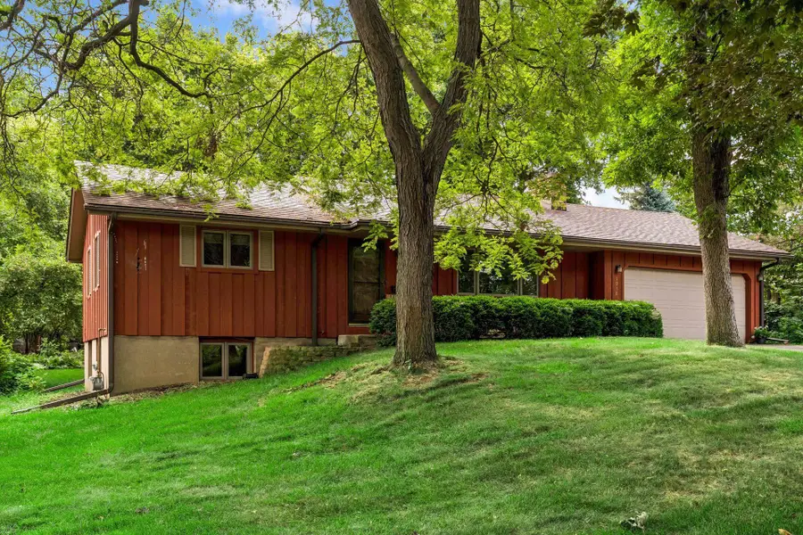 1938 Midland Hills Road, Roseville, MN 55113 - #2