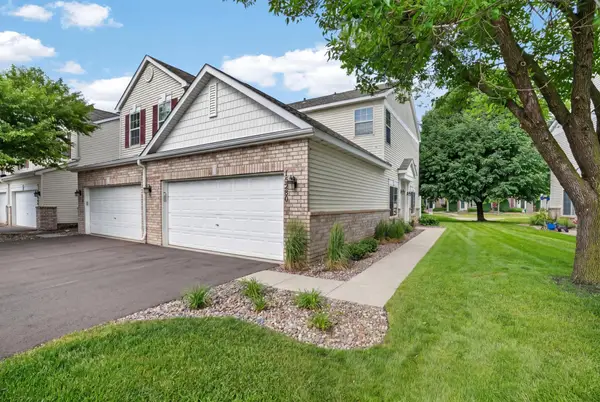 15280 Flower Way #230, Apple Valley, MN 55124