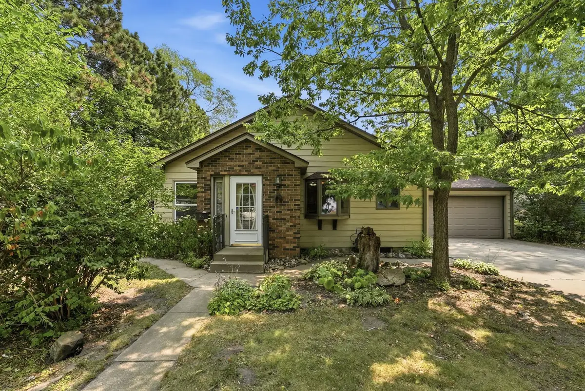 24 21st Avenue S, Saint Cloud, MN 56301 - #1