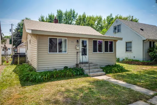 1992 Clear Avenue, Saint Paul, MN 55119