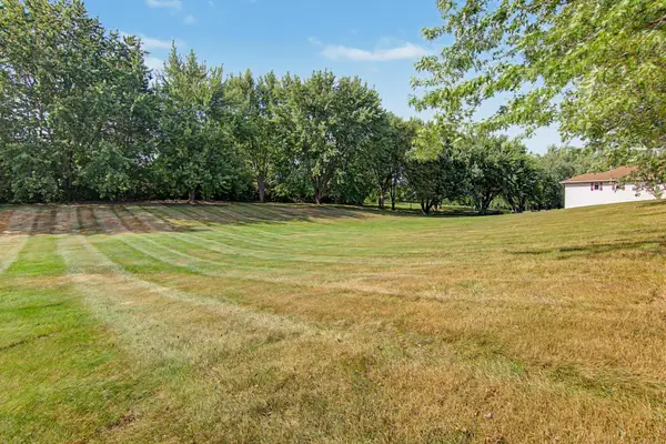 2027 and 2029 Highland Circle W, Mora, MN 55051